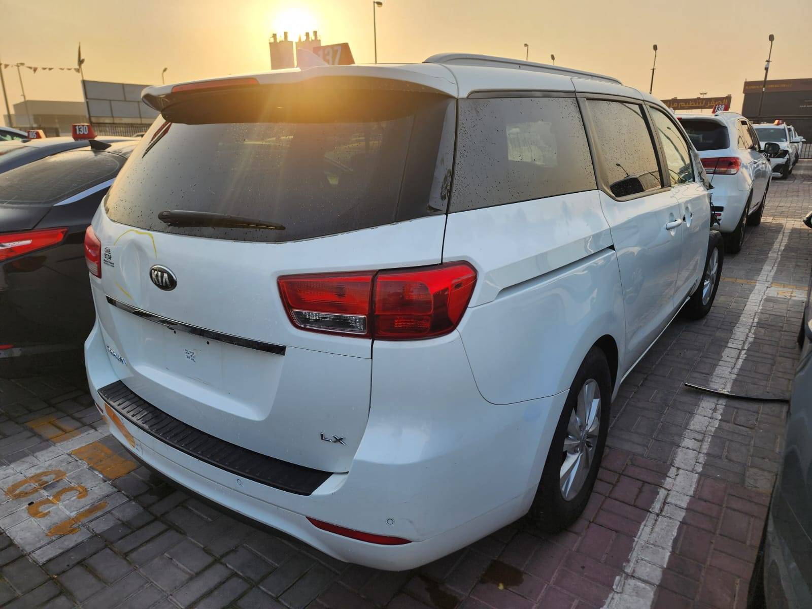 KIA SEDONA 2016 - Marhaba Auction Used Cars - Image 12