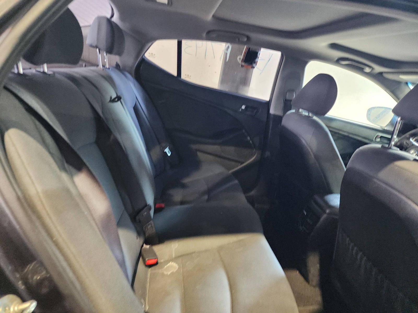 2015 KIA OPTIMA — 236030 KM — Lot 655380 — Al Quoz - Marhaba Auctions Used Cars - Image 7
