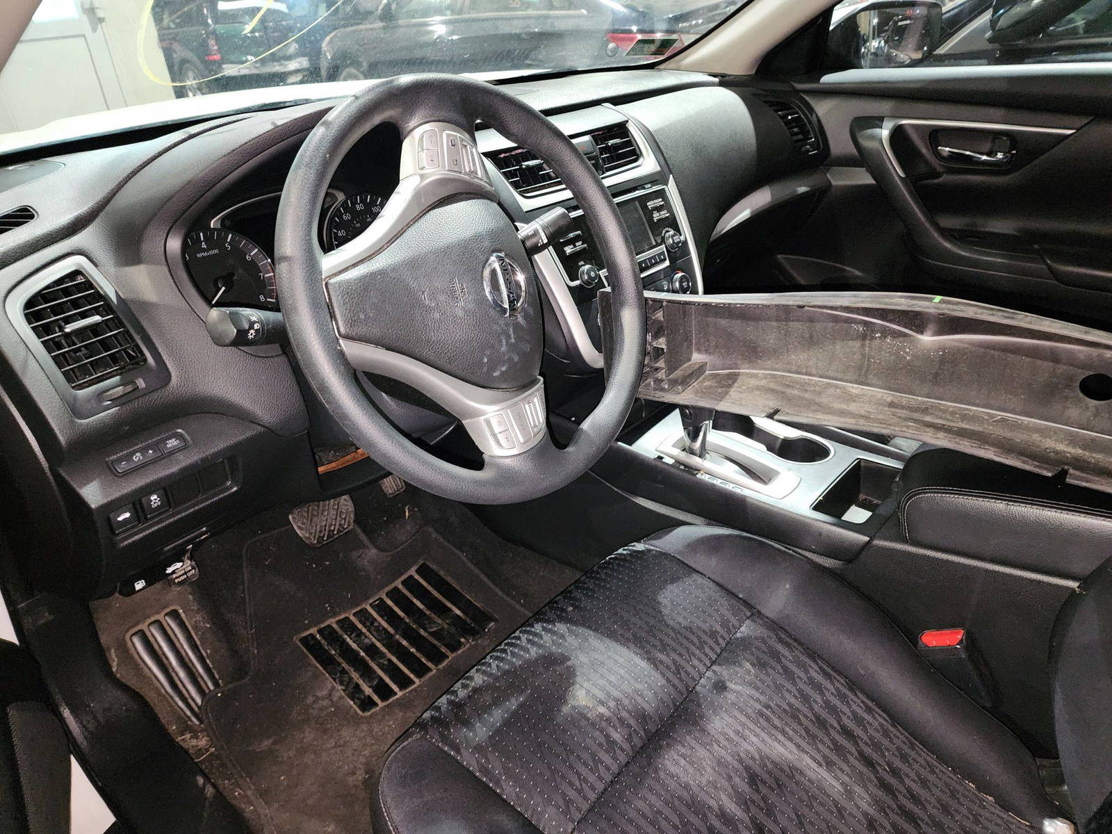2017 NISSAN ALTIMA — 80572 Miles — Lot 37075234 - Marhaba Auctions Used Cars - Image 8