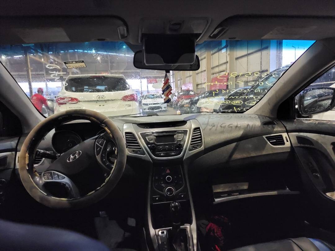 HYUNDAI ELANTRA 2015 - Marhaba Auction Used Cars - Image 8