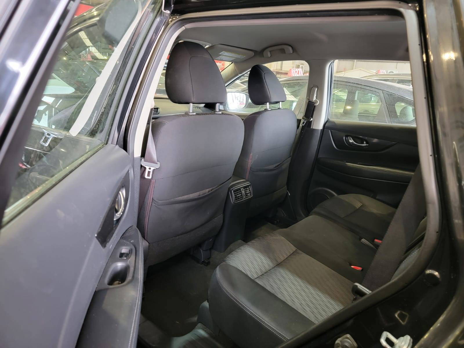 NISSAN ROGUE 2017 - Marhaba Auction Used Cars - Image 7