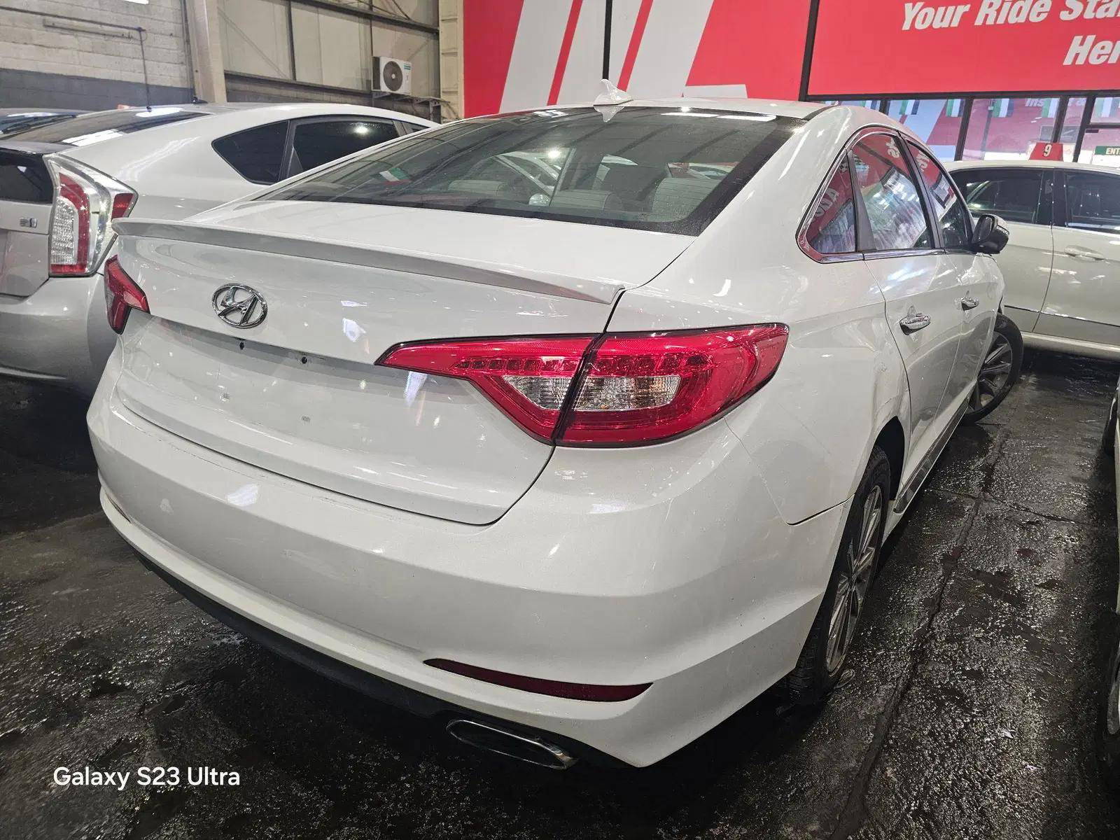 HYUNDAI SONATA SPORT