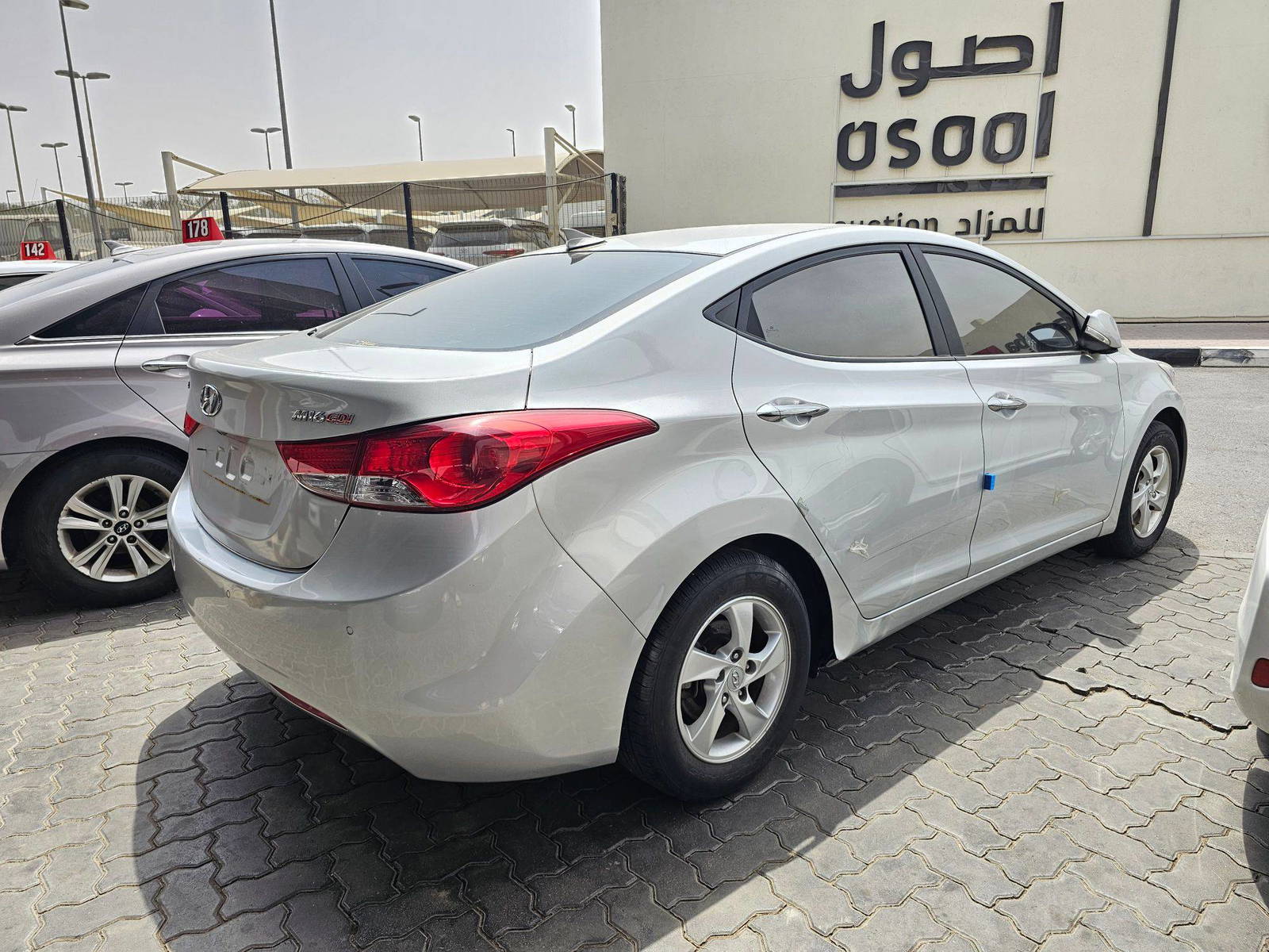 2011 HYUNDAI AVANTE — 94470 KM — Lot 100926 — Souq - Marhaba Auctions Used Cars - Image 4