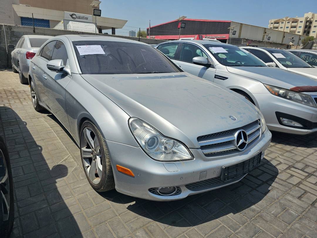 2010 MERCEDES BENZ CLS 350 — 234917 KM — Lot 162320 — Souq - Marhaba Auctions Used Cars - Image 4