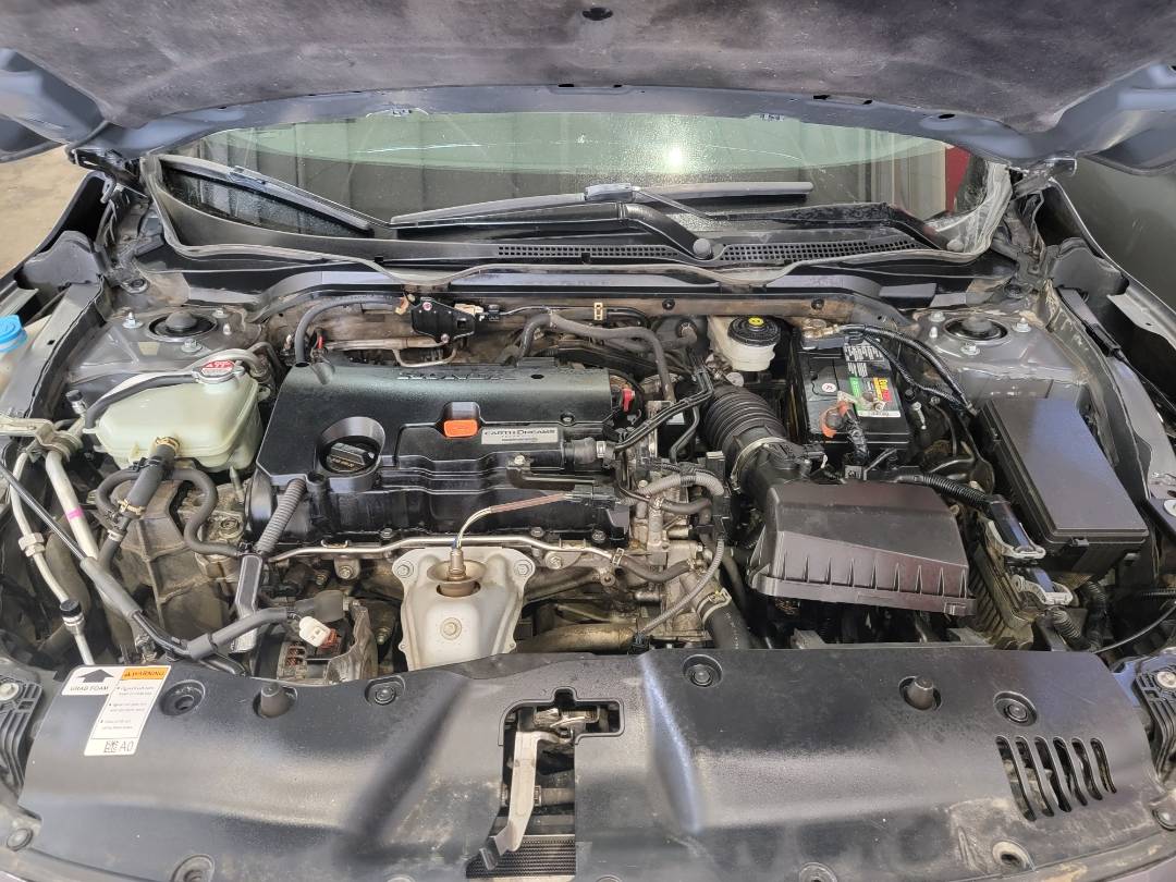 2017 HONDA CIVIC — 294500 Miles — Lot 566279 — Main - Marhaba Auctions Used Cars - Image 9