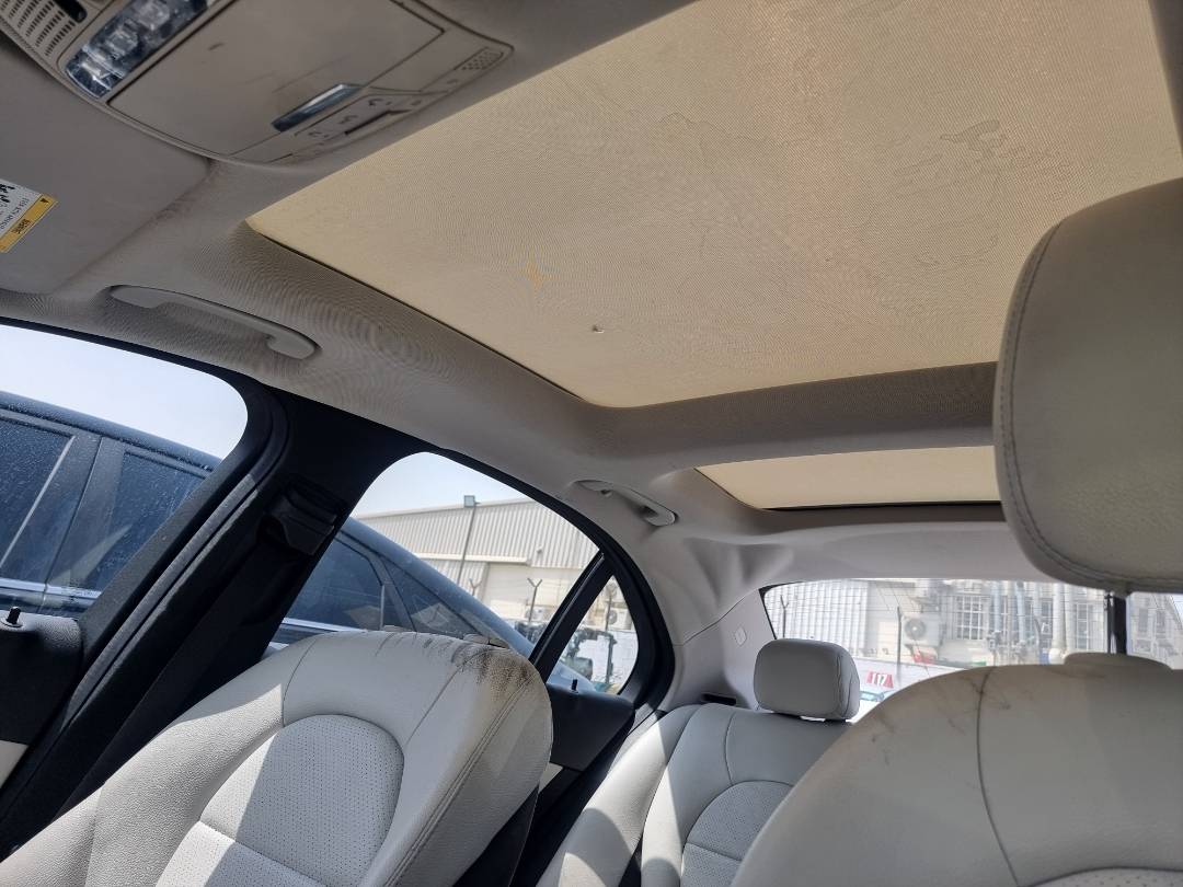 MERCEDES BENZ C300 2017 - Marhaba Auction Used Cars - Image 10