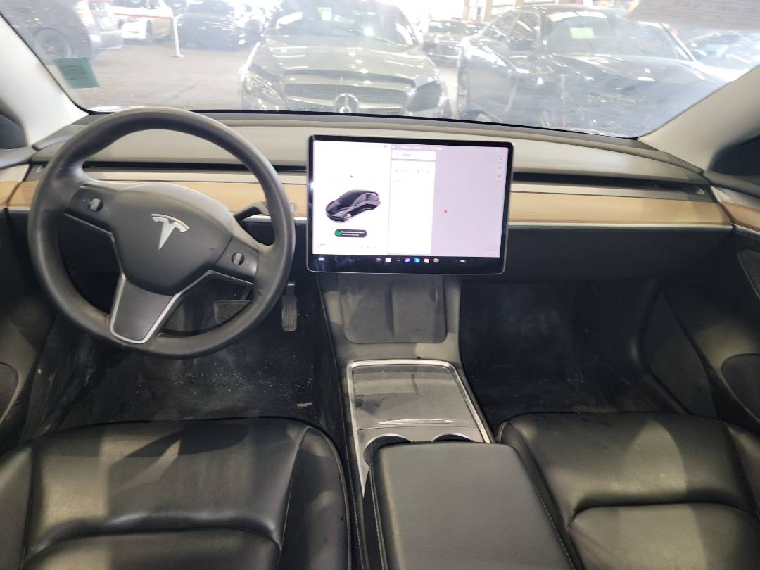 2022 TESLA MODEL 3 — 72989 KM — Lot NF231631 — Main - Marhaba Auctions Used Cars - Image 7