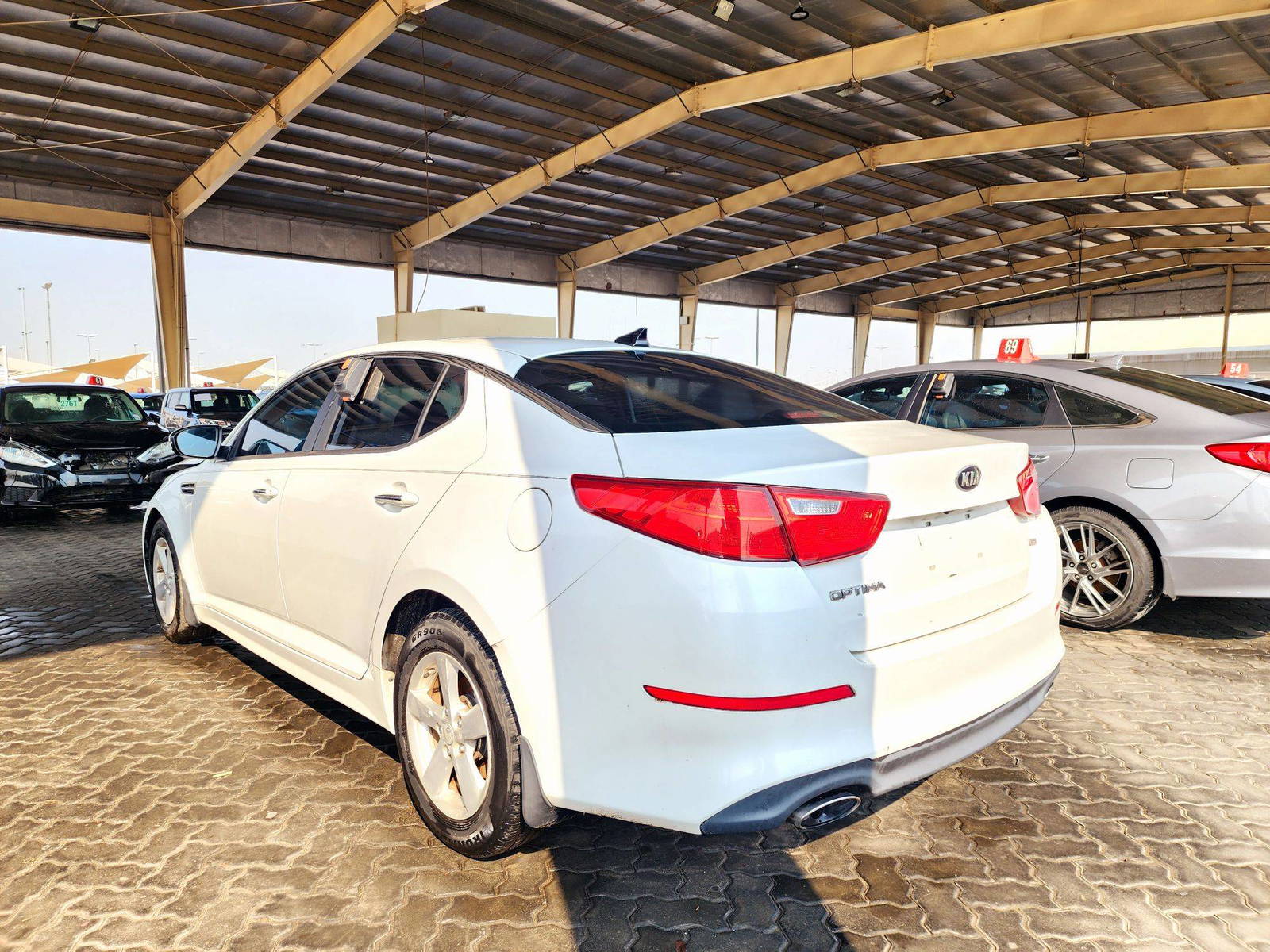 2015 KIA OPTIMA — 122055 Miles — Lot 38231623 — Souq - Marhaba Auctions Used Cars - Image 3