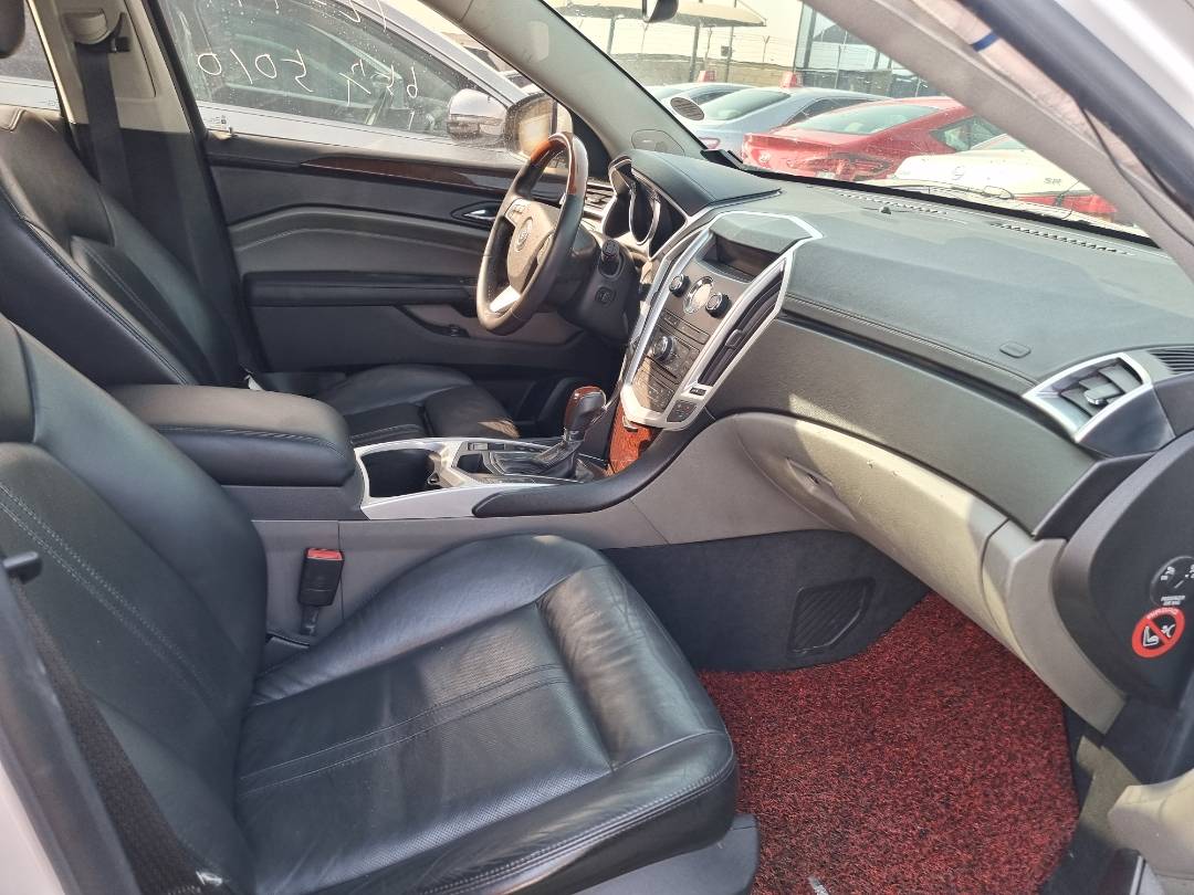 2010 CADILLAC SRX LUXURY — 201541 KM — Lot 215487 — Ind. 12 - Marhaba Auctions Used Cars - Image 9