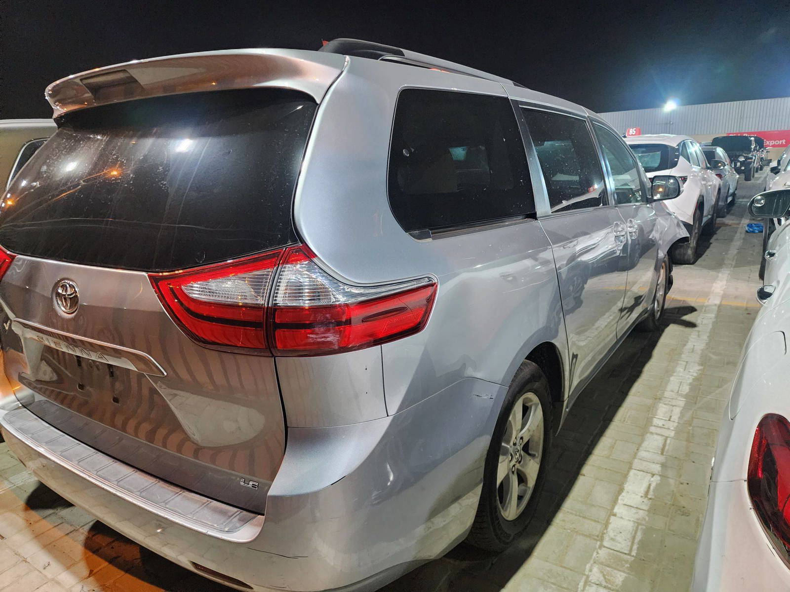 TOYOTA SIENNA 2017 - Marhaba Auction Used Cars - Image 5