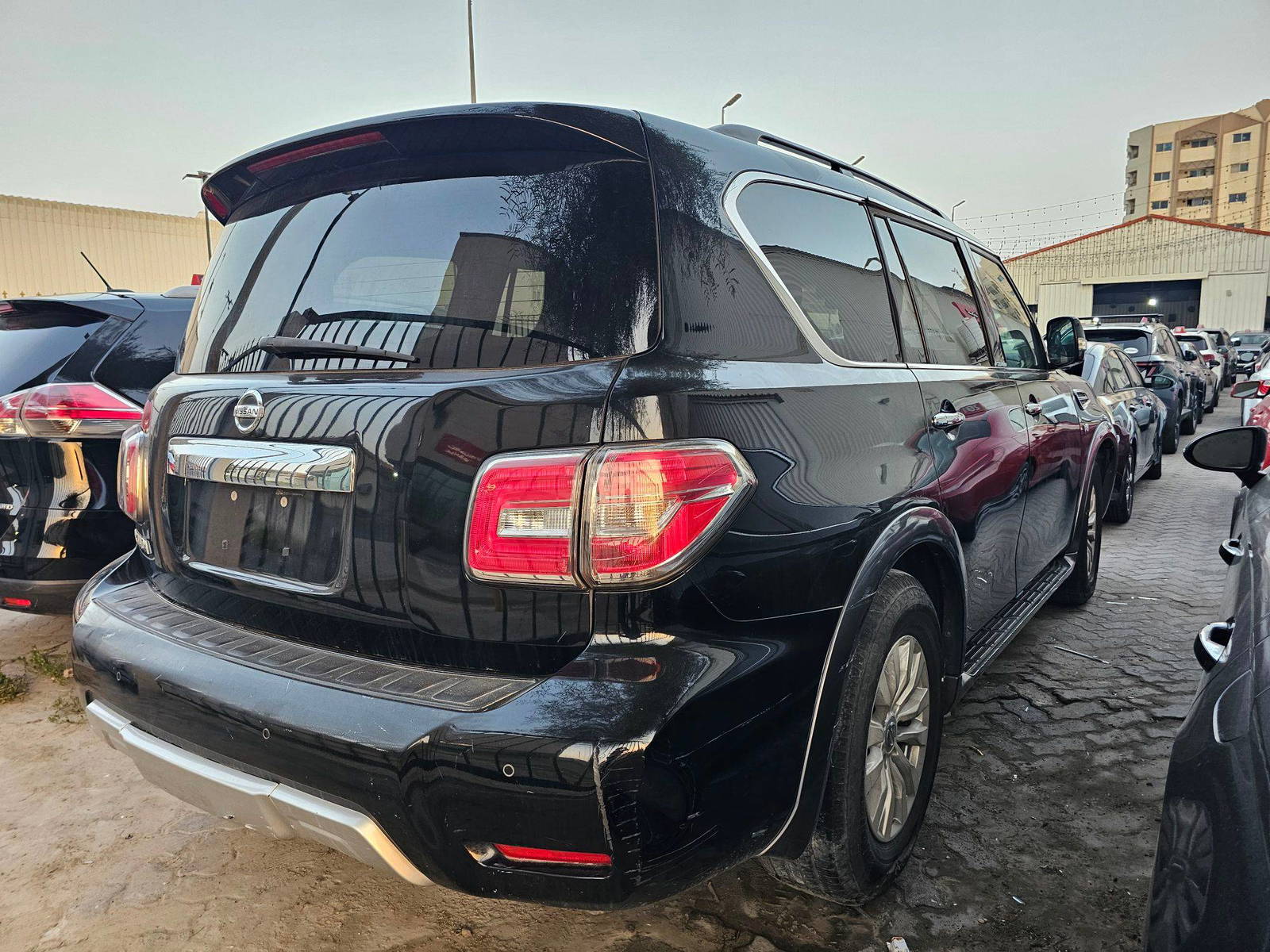 NISSAN ARMADA 2017 - Marhaba Auction Used Cars - Image 3