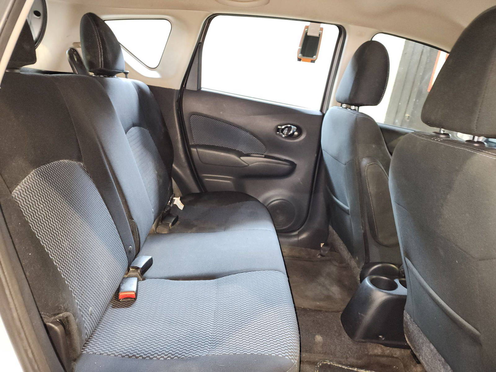 2015 NISSAN VERSA NOTE — 164535 Miles — Lot 58215384 — Al Quoz - Marhaba Auctions Used Cars - Image 6