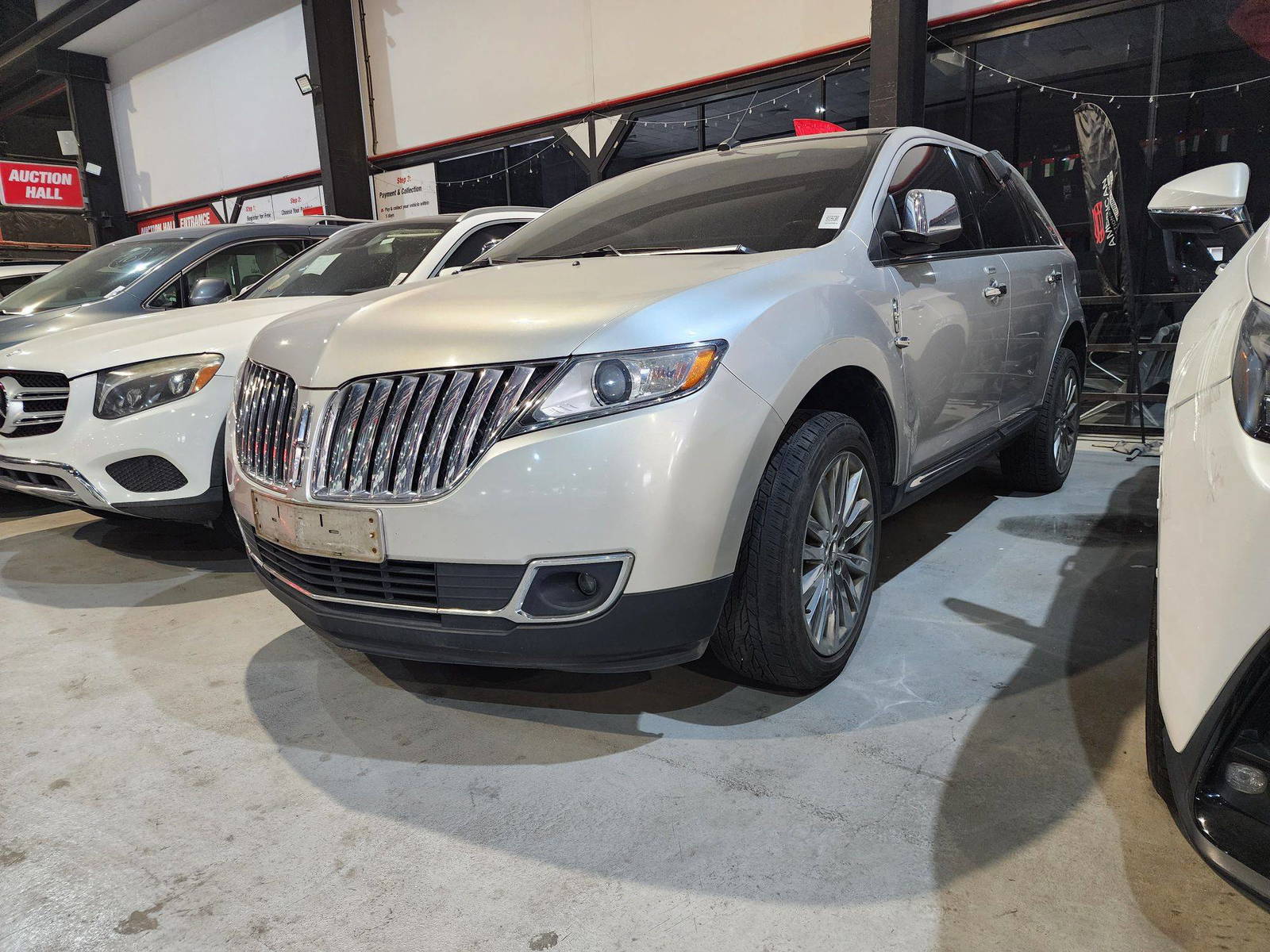 2012 LINCOLN MKX — 305392 KM — Lot L10301 — Main - Marhaba Auctions Used Cars - Image 3