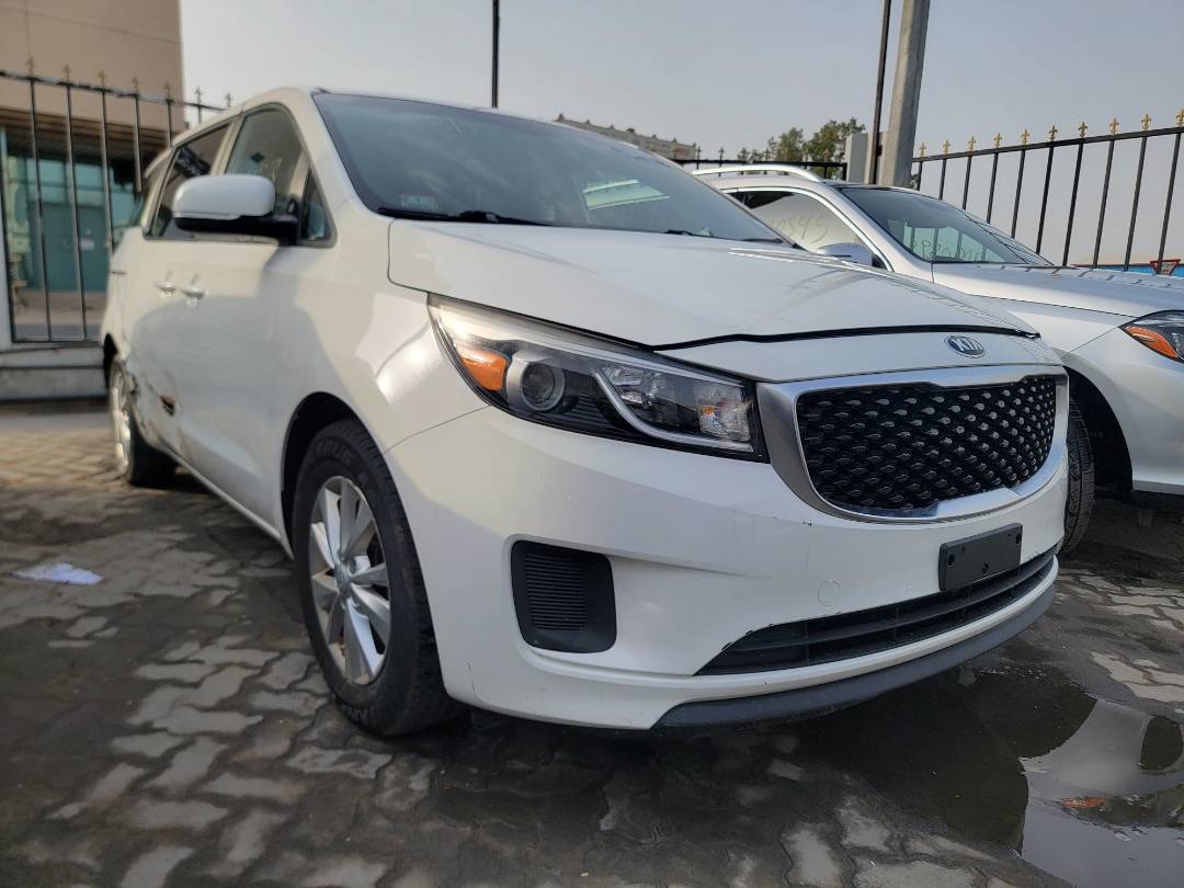 2016 KIA SEDONA — 107911 Miles — Lot 8G6101548 — Main - Marhaba Auctions Used Cars - Image 5