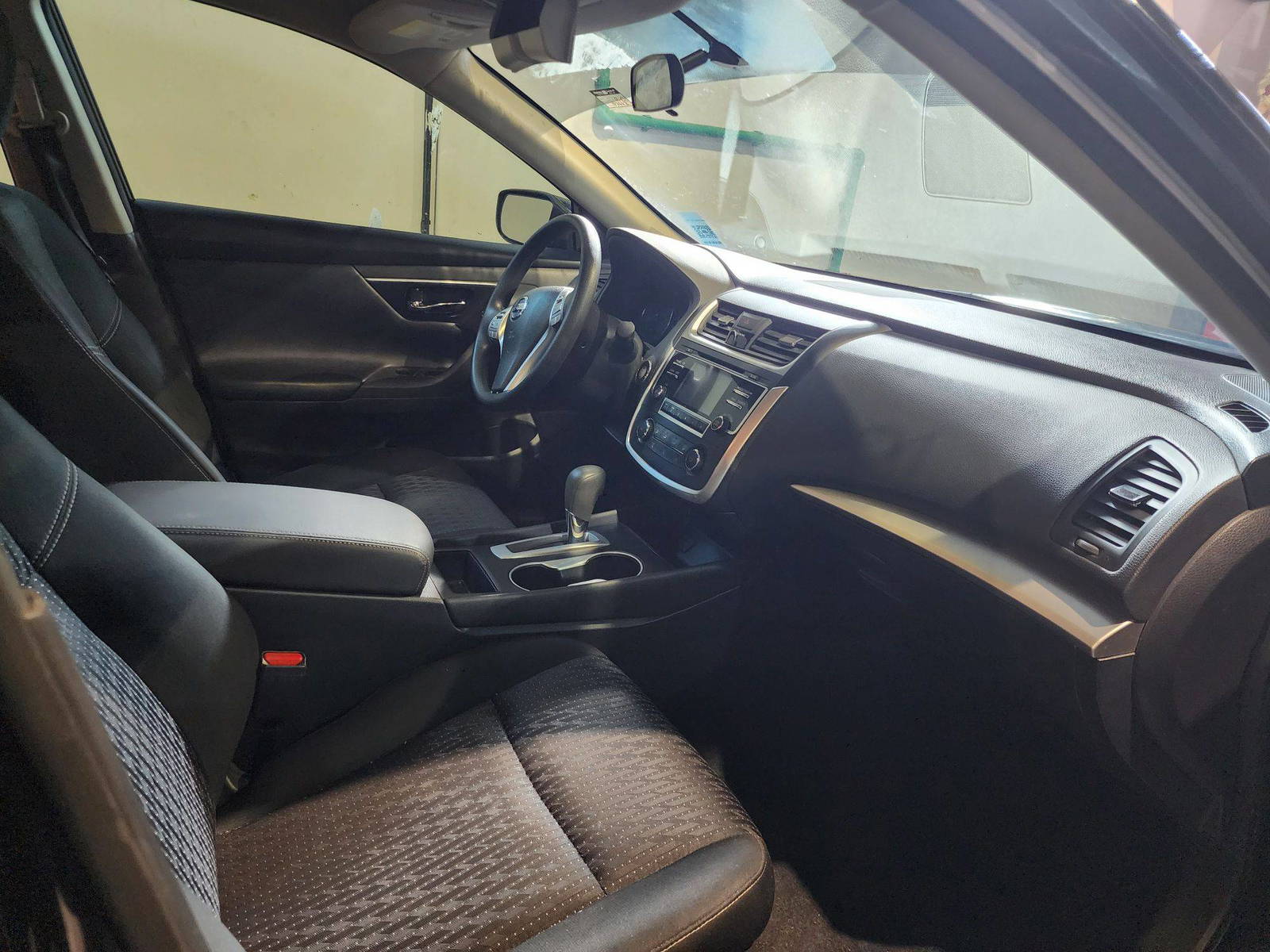 2016 NISSAN ALTIMA — 167643 Miles — Lot 13929 — Al Quoz - Marhaba Auctions Used Cars - Image 9