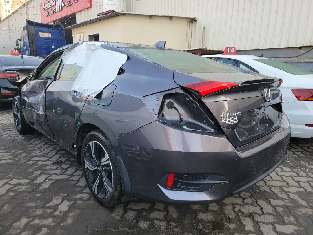 2018 HONDA CIVIC — 93 094 Miles — Lot X008017 - Marhaba Auctions Used Cars - Image 3