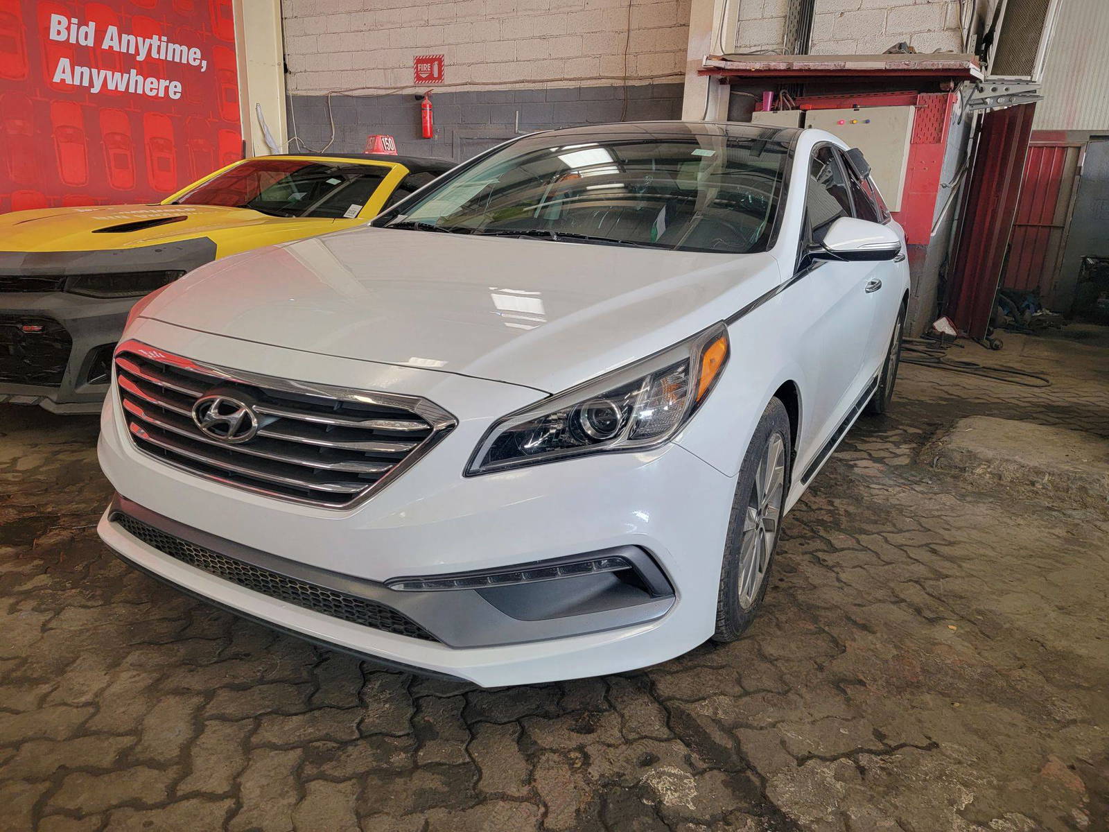 2016 HYUNDAI SONATA SPORT — 153716 KM — Lot 7GH394648 — Main - Marhaba Auctions Used Cars - Image 3
