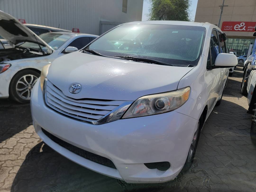 2015 TOYOTA SIENNA — 256026 Miles — Lot C4FS611857 — Main - Marhaba Auctions Used Cars - Image 5