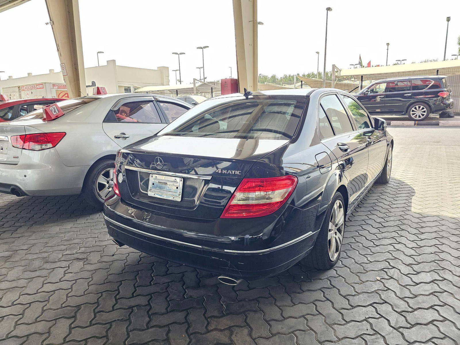 2011 MERCEDES BENZ C300 — 121204 Miles — Lot BB6BR154324 — Souq - Marhaba Auctions Used Cars - Image 3