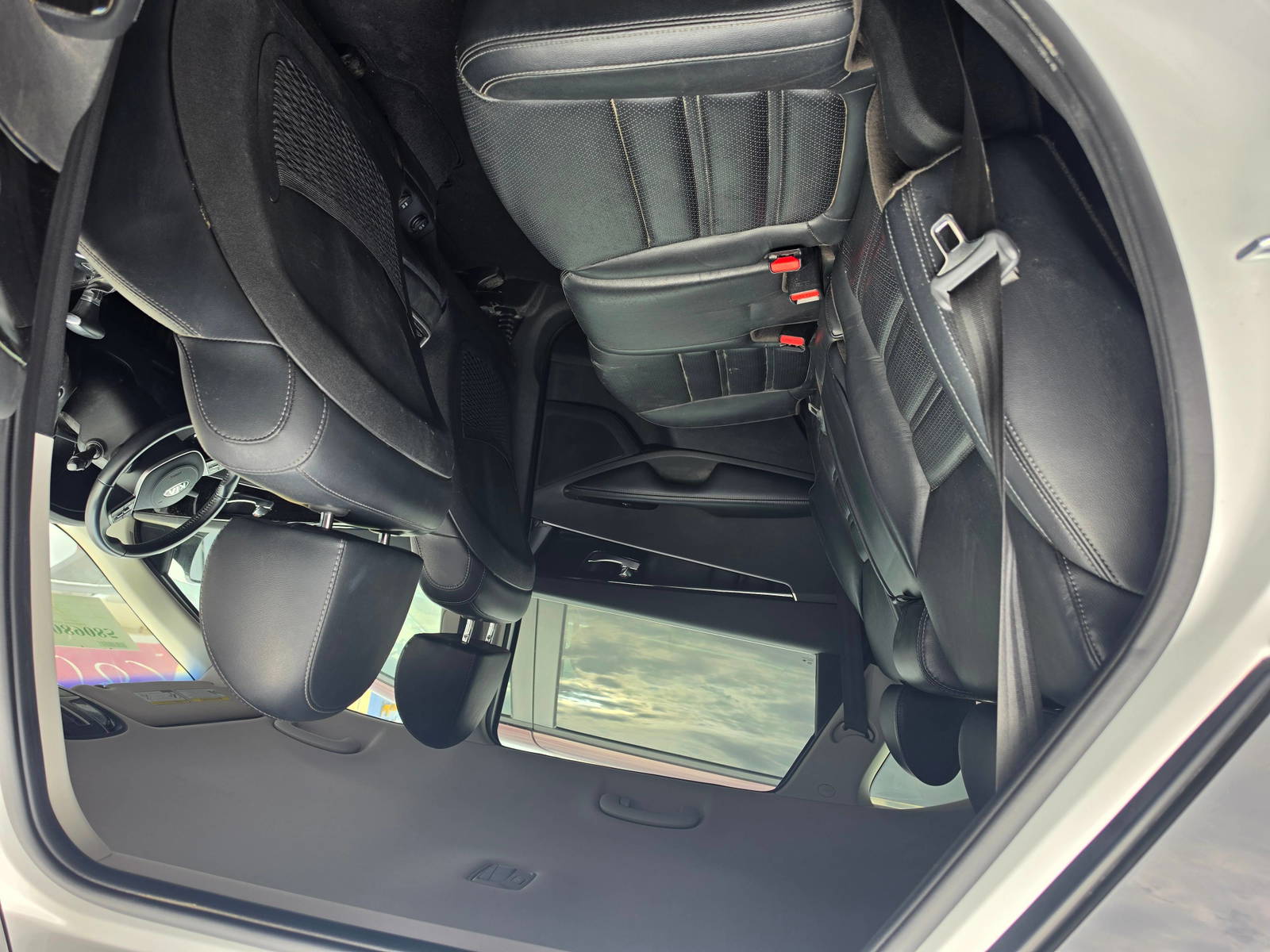 2019 KIA SORENTO — 129505 Miles — Lot 1KG494374 - Marhaba Auctions Used Cars - Image 9