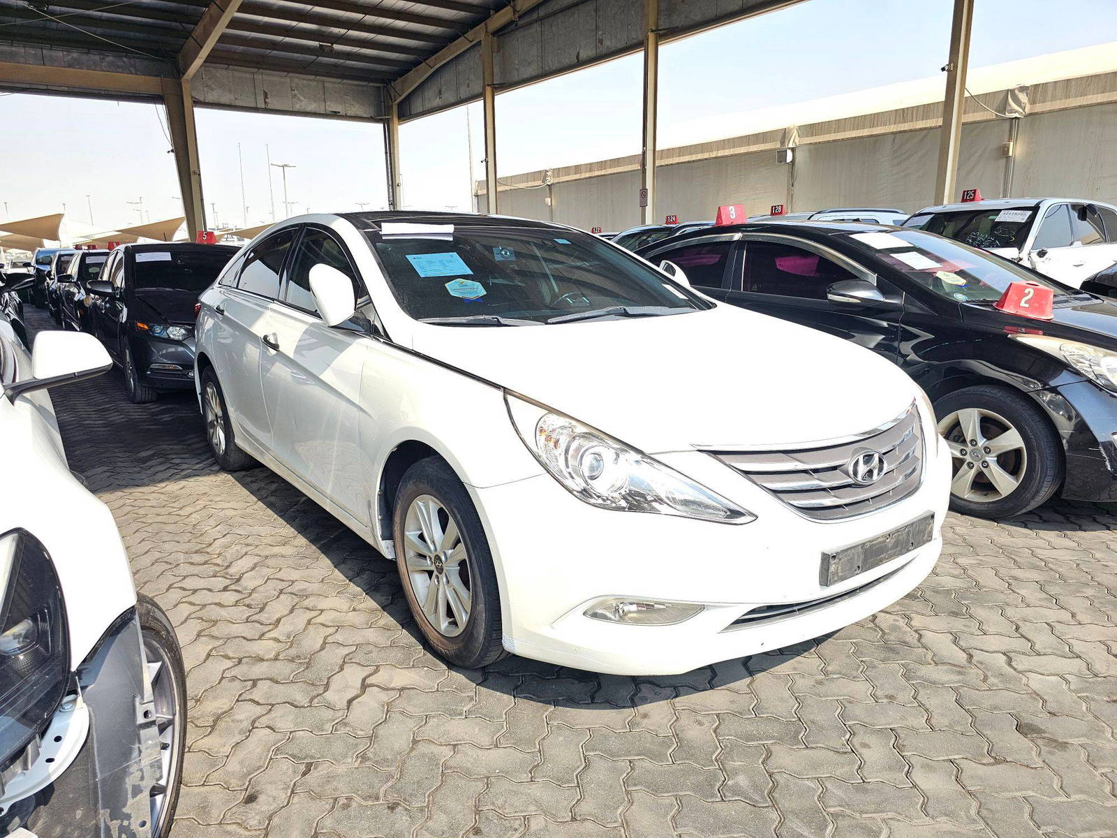 2012 HYUNDAI SONATA — 151078 KM — Lot 458476 — Souq - Marhaba Auctions Used Cars - Image 3
