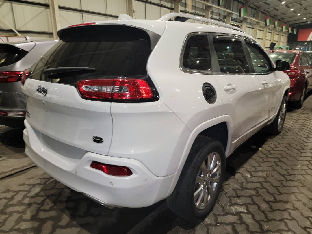 2017 JEEP CHEROKEE — 235782 KM — Lot HW598335 - Marhaba Auctions Used Cars - Image 3