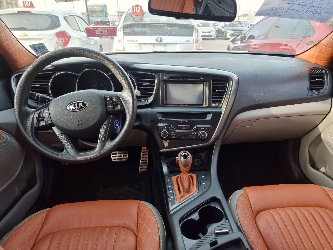 2013 KIA K5 — 190486 KM — Lot 125478 — Main - Marhaba Auctions Used Cars - Image 8