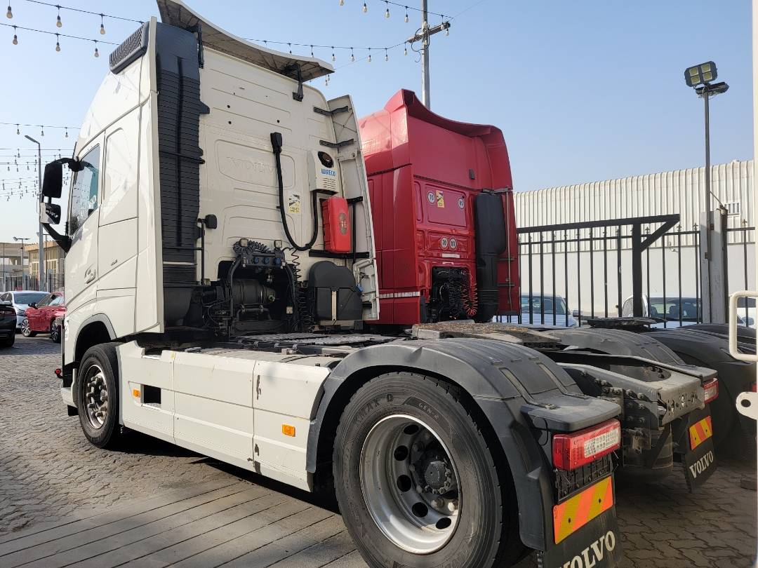 2015 VOLVO FH-Series — 973370 KM — Lot FB737904 — Main - Marhaba Auctions Used Cars - Image 4