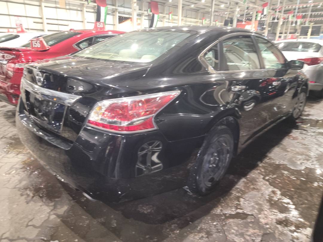 2015 NISSAN ALTIMA — 130932 Miles — Lot 193053 - Marhaba Auctions Used Cars - Image 4