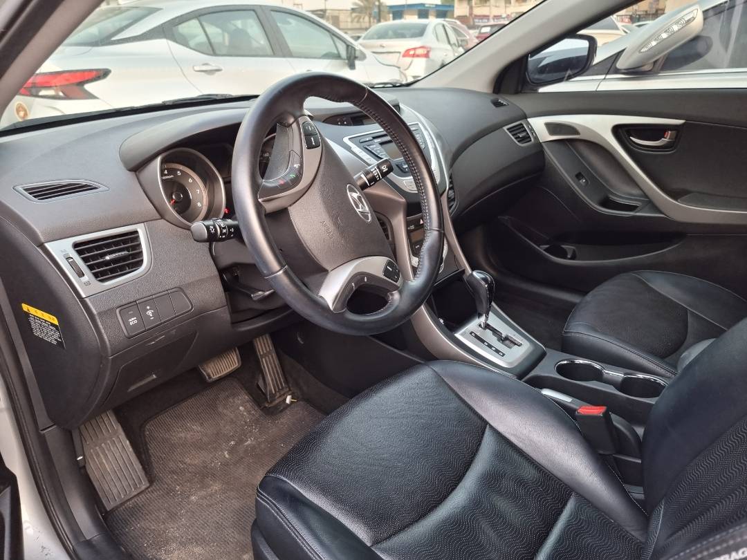 2012 HYUNDAI AVANTE — 99307 KM — Lot 125487 — Ind. 12 - Marhaba Auctions Used Cars - Image 8