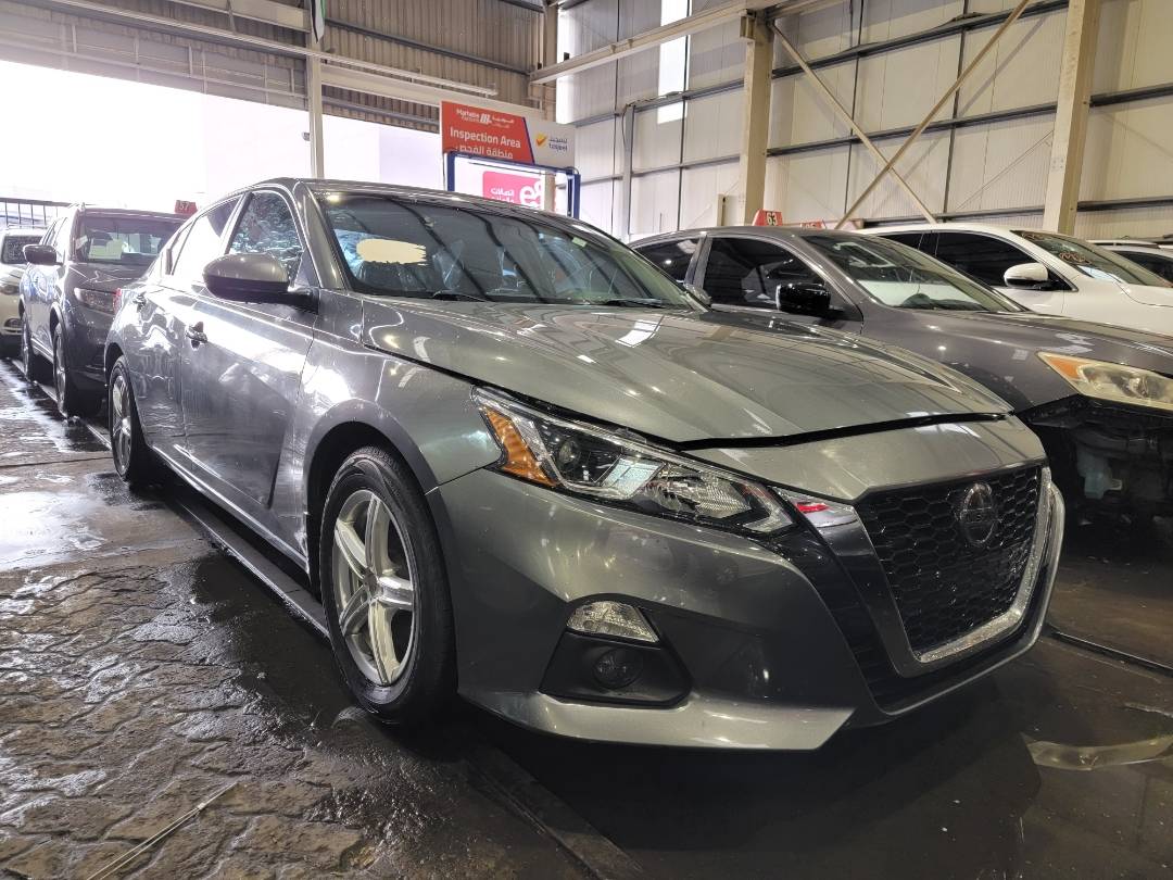 2019 NISSAN ALTIMA — 179921 Miles — Lot 4KC142066 — Main - Marhaba Auctions Used Cars - Image 4