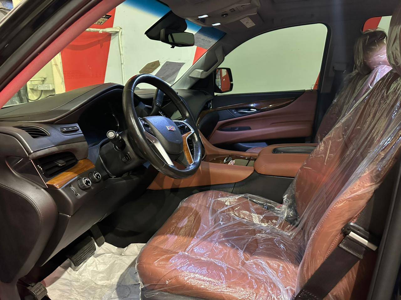 2017 CADILLAC ESCALADE — 125101 Miles — Lot J1HR201261 — Main - Marhaba Auctions Used Cars - Image 11