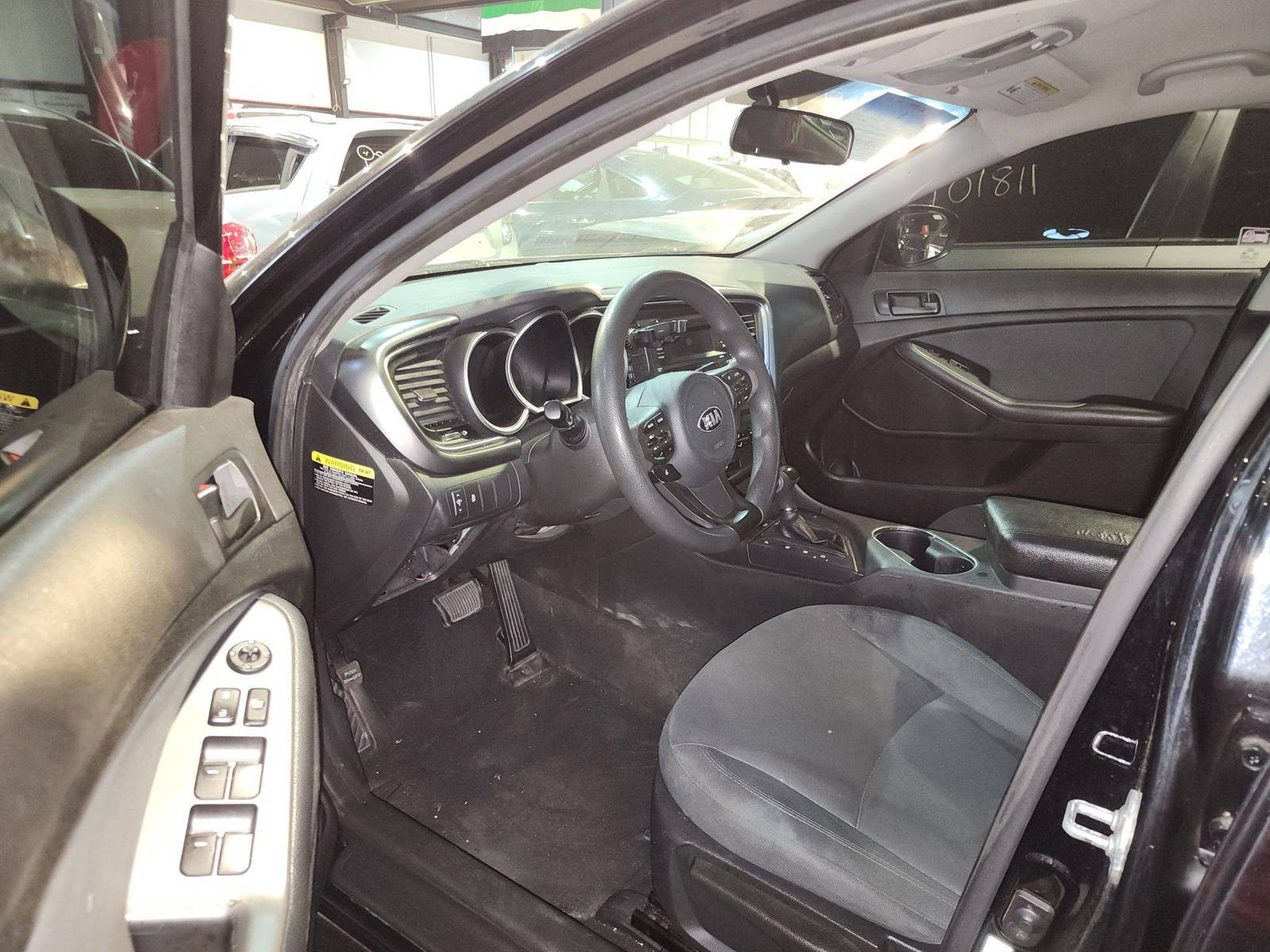 2015 KIA OPTIMA — 169130 Miles — Lot 41859111 — Al Quoz - Marhaba Auctions Used Cars - Image 9