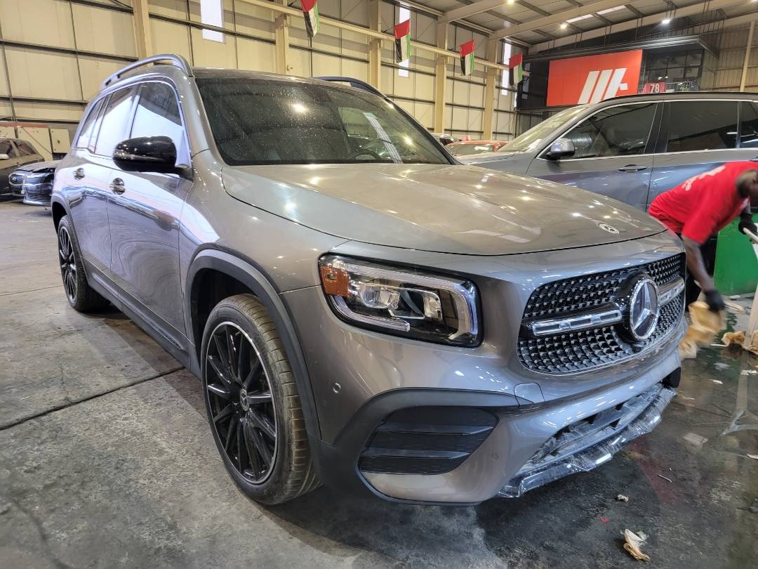 2023 MERCEDES BENZ GLB 250 — 42667 KM — Lot PW262954 — Main - Marhaba Auctions Used Cars - Image 5