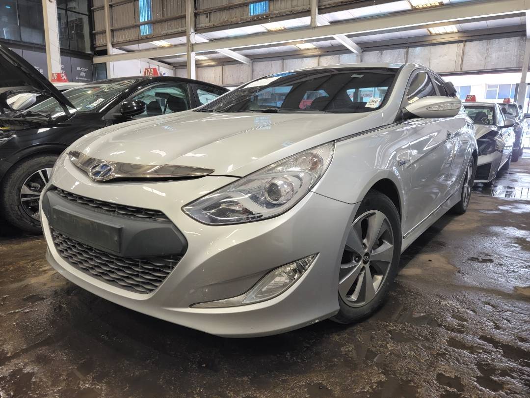 2012 HYUNDAI SONATA — 333029 KM — Lot 040768 — Main - Marhaba Auctions Used Cars - Image 5