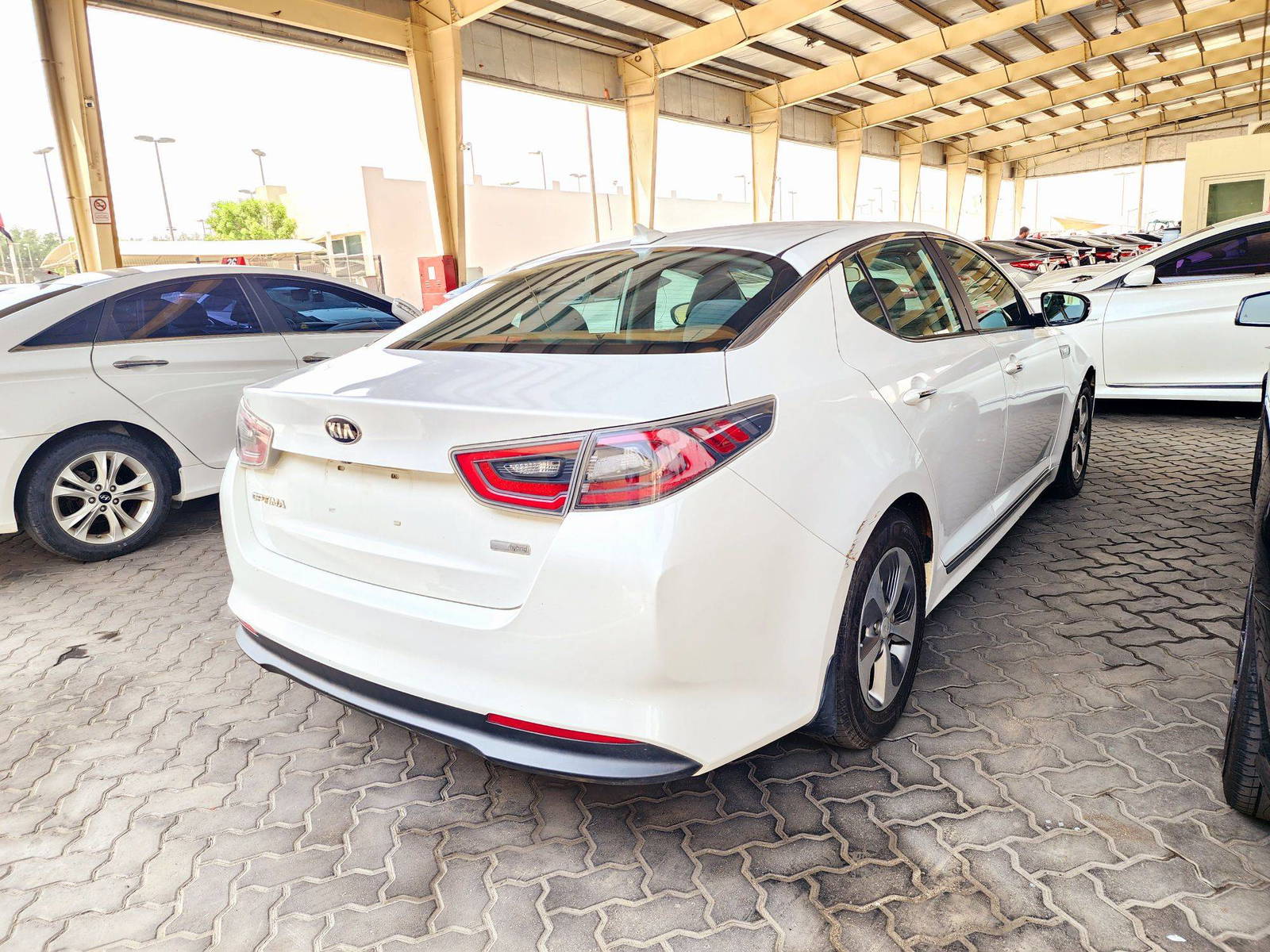 2014 KIA OPTIMA — 201296 Miles — Lot AD9E5074584 — Souq - Marhaba Auctions Used Cars - Image 4