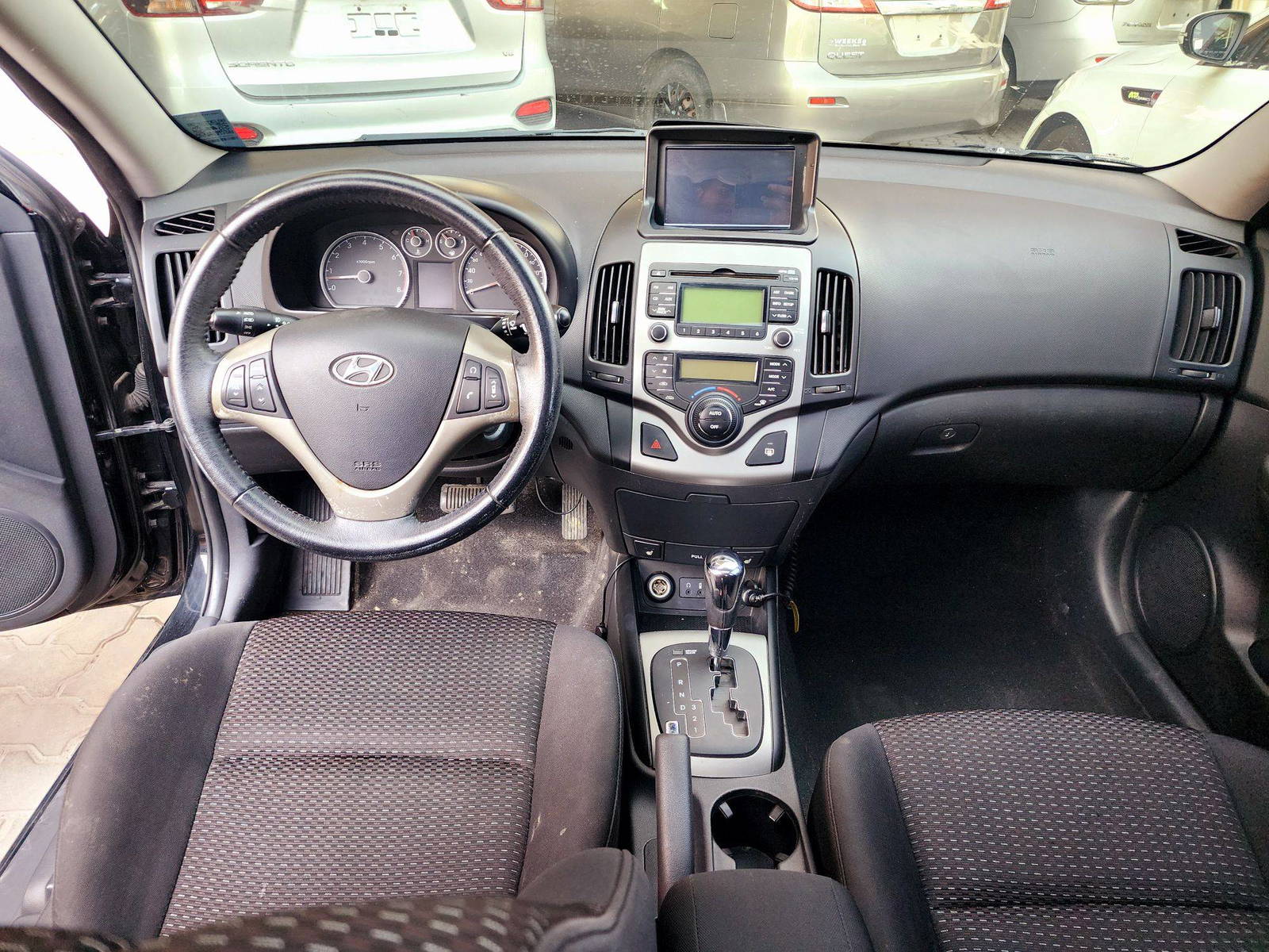2009 HYUNDAI i30 — 103759 KM — Lot P9U185482 — Souq - Marhaba Auctions Used Cars - Image 7