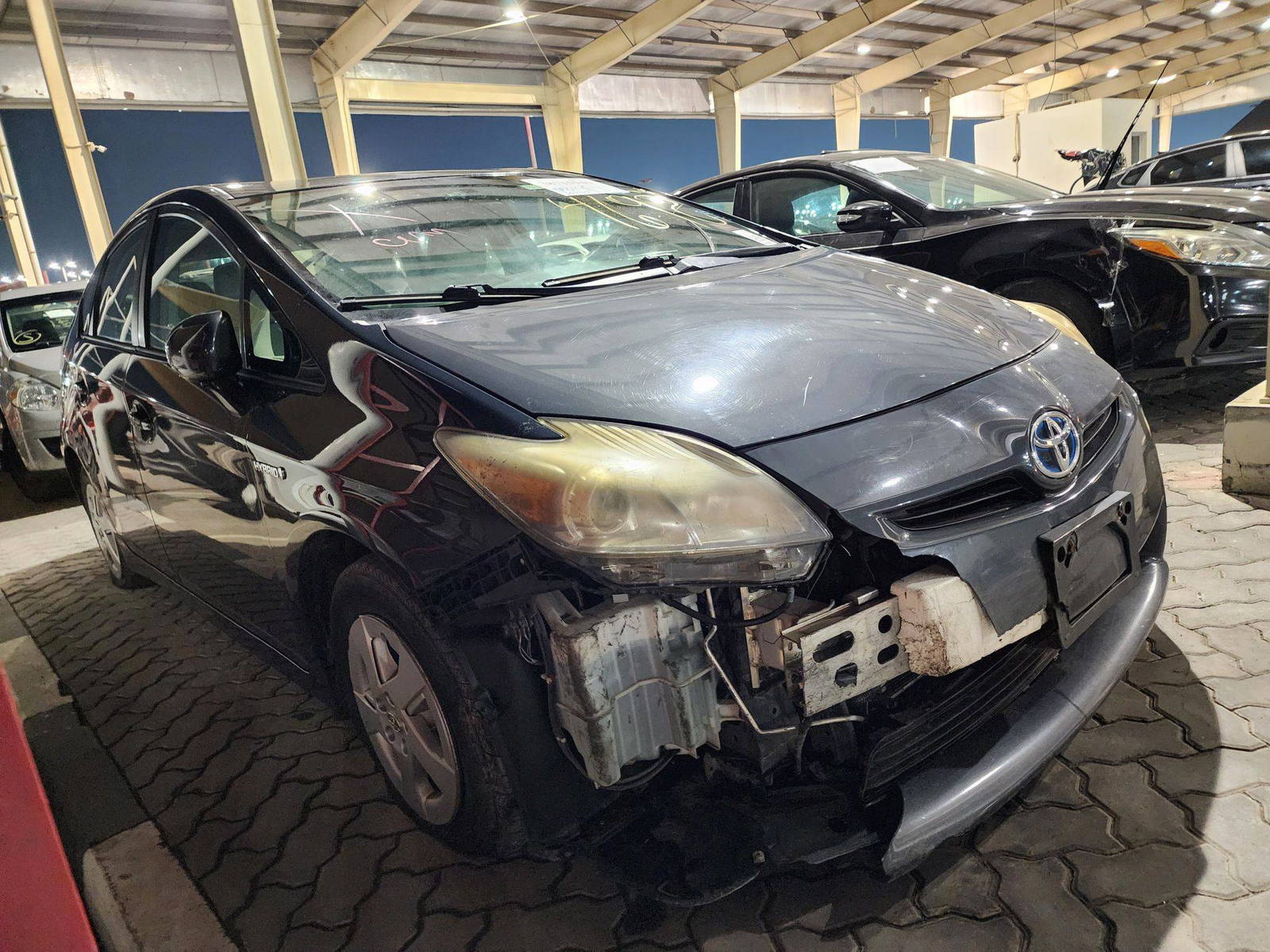 2010 TOYOTA PRIUS — 304313 Miles — Lot 38715940 — Souq - Marhaba Auctions Used Cars - Image 6