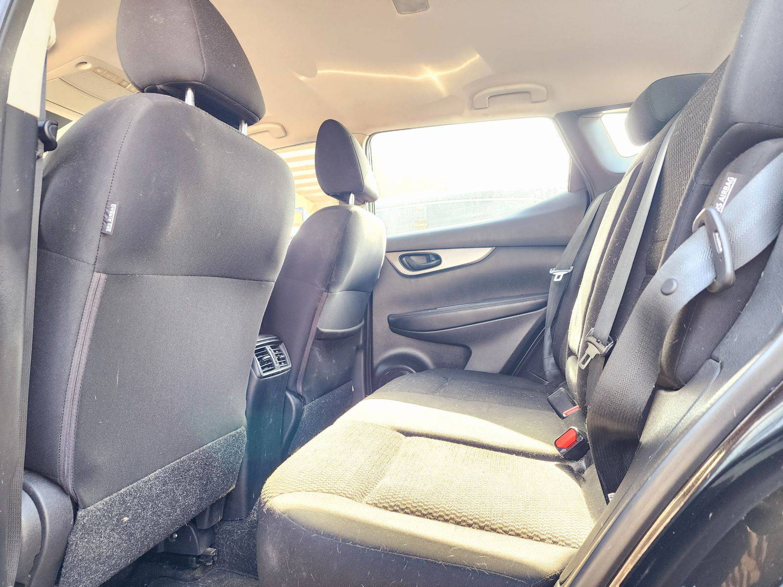 2020 NISSAN ROGUE — 140024 Miles — Lot V7LW546222 — Souq - Marhaba Auctions Used Cars - Image 6