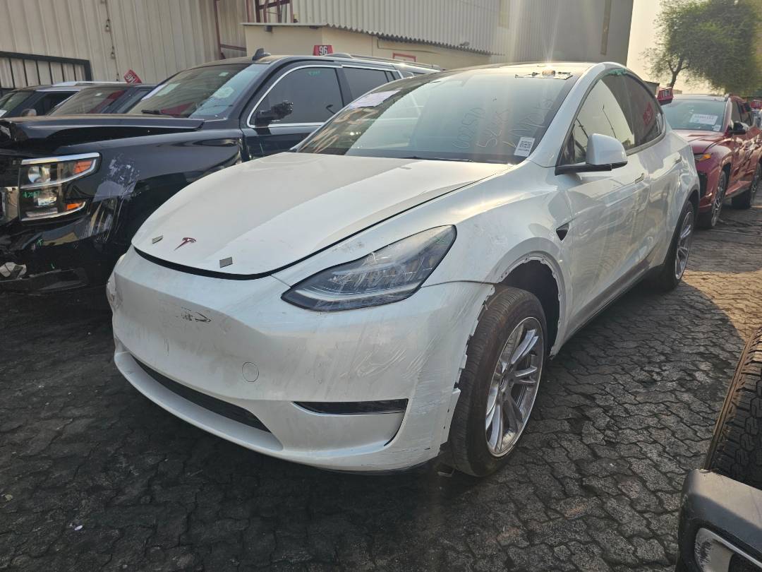 2024 TESLA MODEL Y — 12190 Miles — Lot 50518265 — Main - Marhaba Auctions Used Cars - Image 4