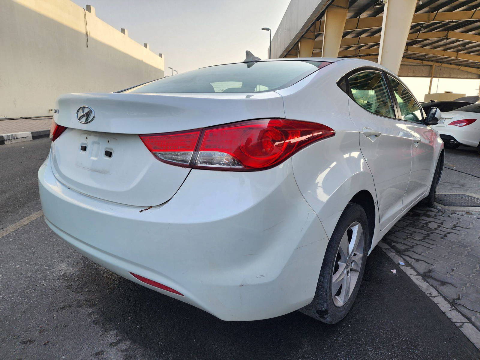 2013 HYUNDAI ELANTRA — 151706 Miles — Lot 59999 — Souq - Marhaba Auctions Used Cars - Image 3