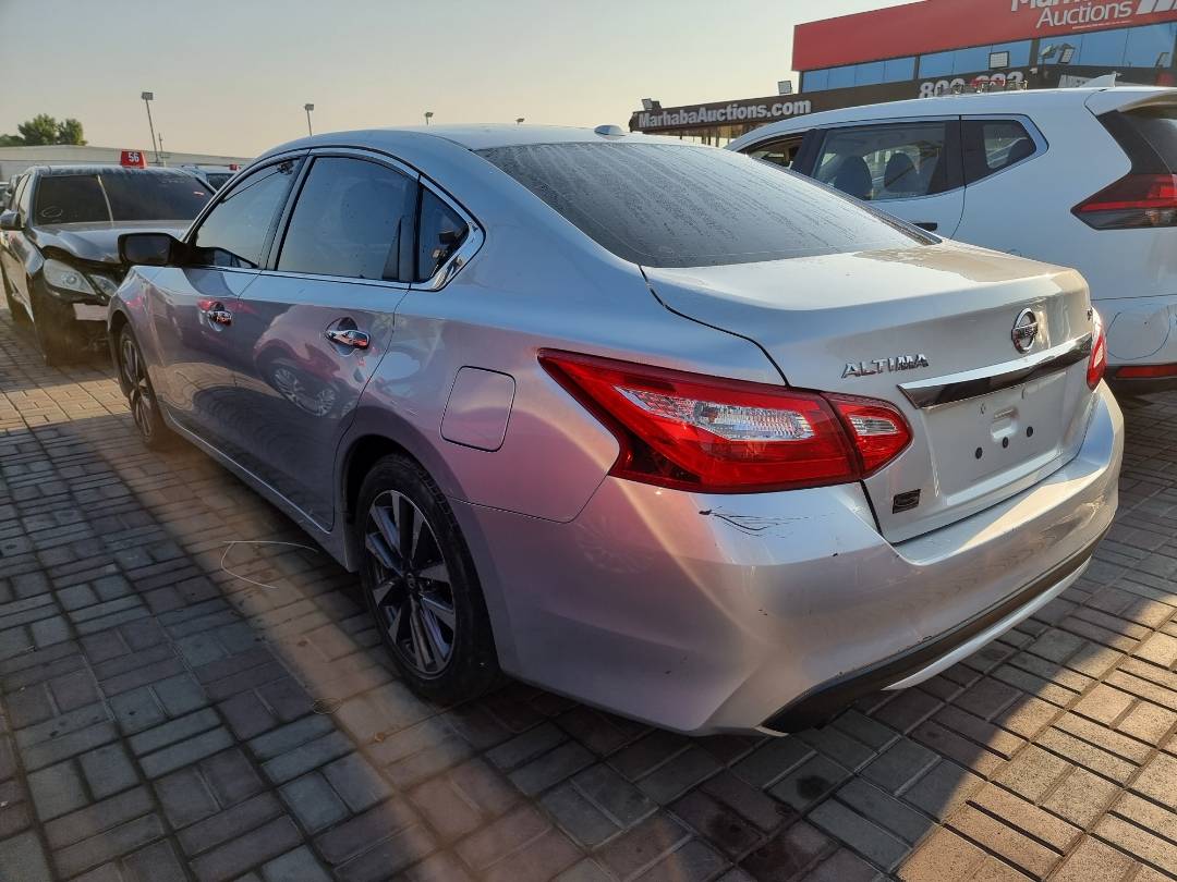 2017 NISSAN ALTIMA — 162846 Miles — Lot 125487 — Ind. 12 - Marhaba Auctions Used Cars - Image 5