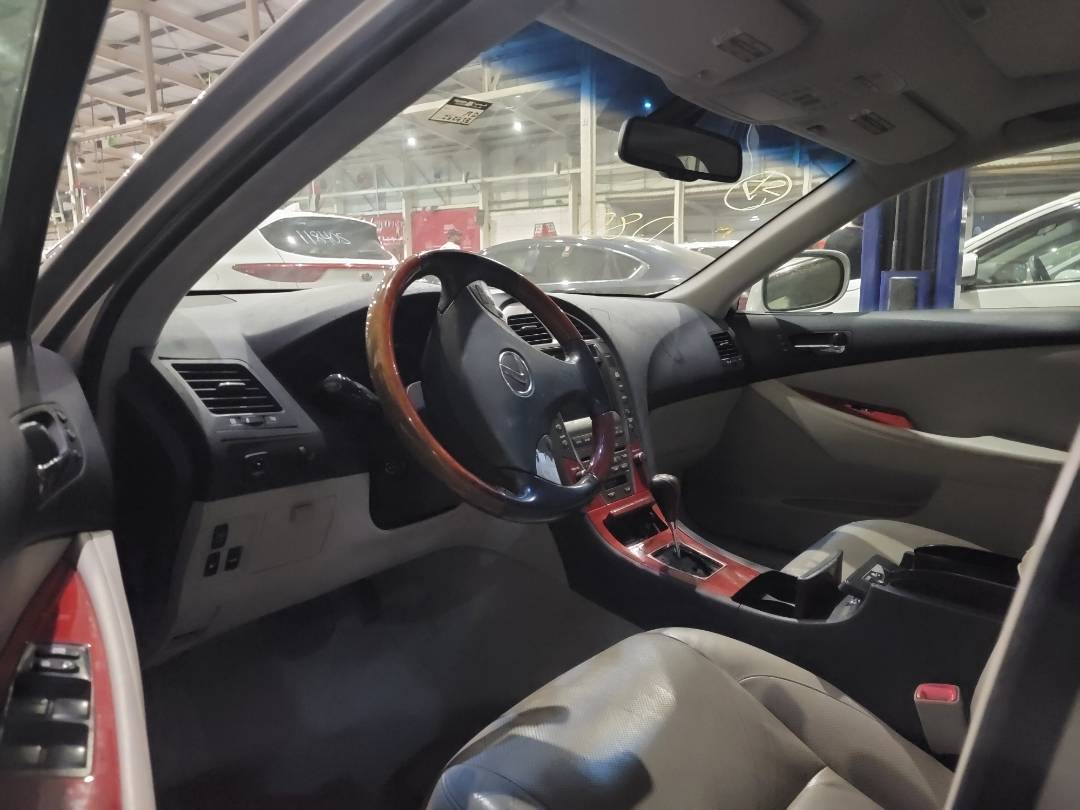 2007 LEXUS ES 350 — 262438 Miles — Lot 72084464 — Main - Marhaba Auctions Used Cars - Image 6