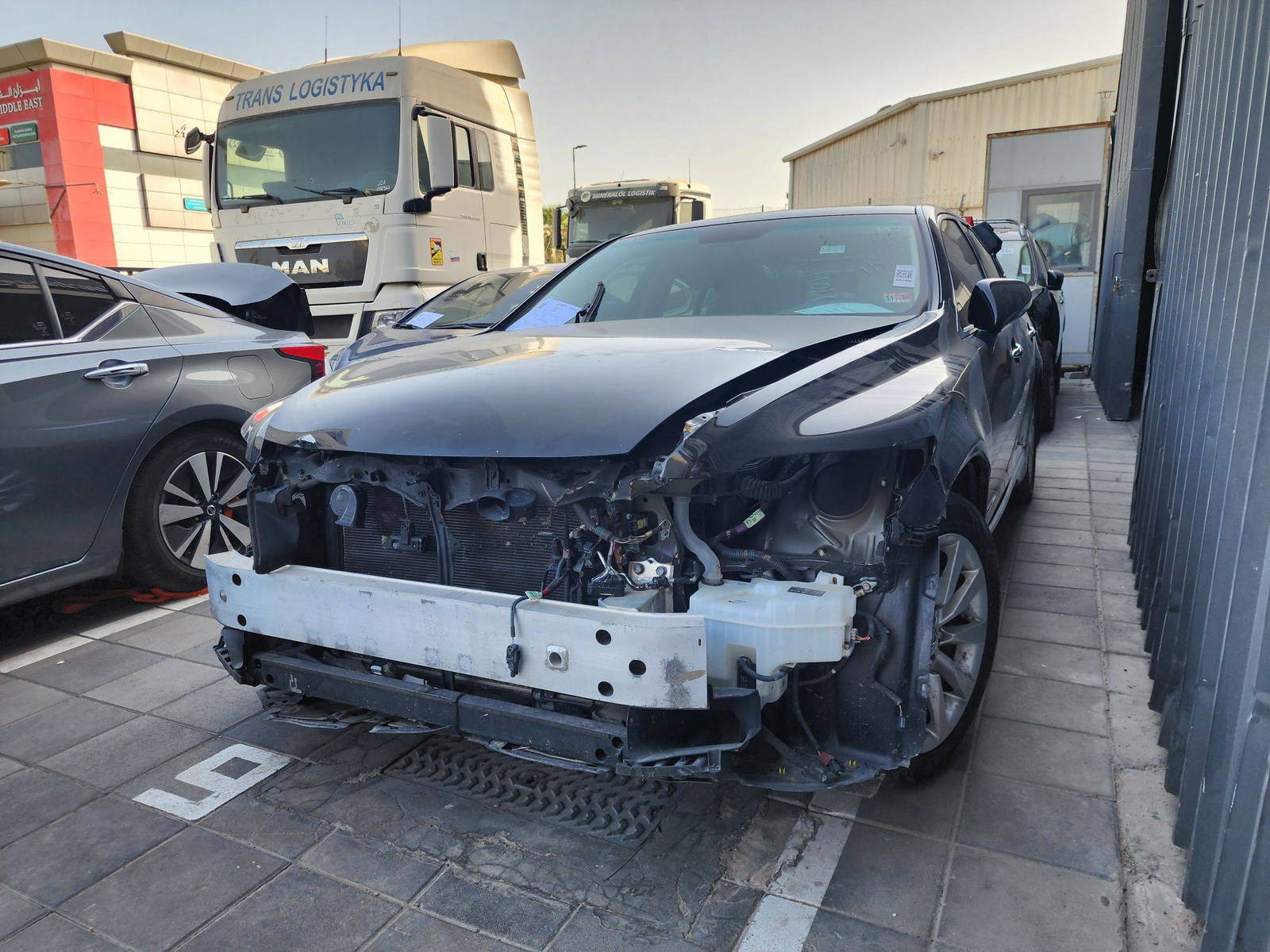 LEXUS LS 460 2010 - Marhaba Auction Used Cars - Image 4