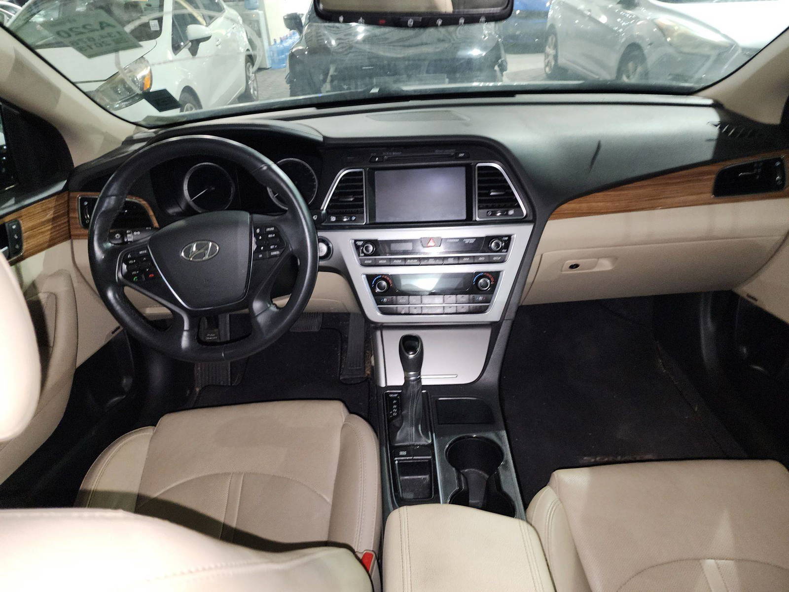 2015 HYUNDAI SONATA — 134676 Miles — Lot 4853 — Souq - Marhaba Auctions Used Cars - Image 7