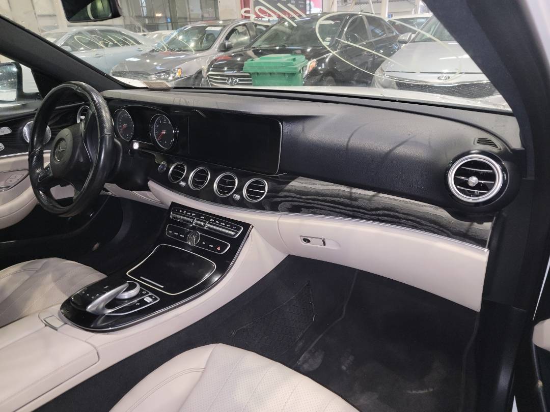 2017 MERCEDES BENZ E-300 — 81929 Miles — Lot A064450 - Marhaba Auctions Used Cars - Image 5
