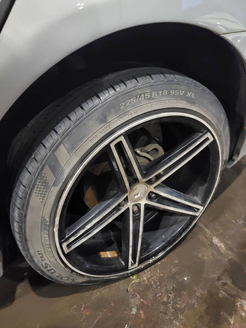 2010 HYUNDAI SONATA — 229423 KM — Lot 073698 — Main - Marhaba Auctions Used Cars - Image 7
