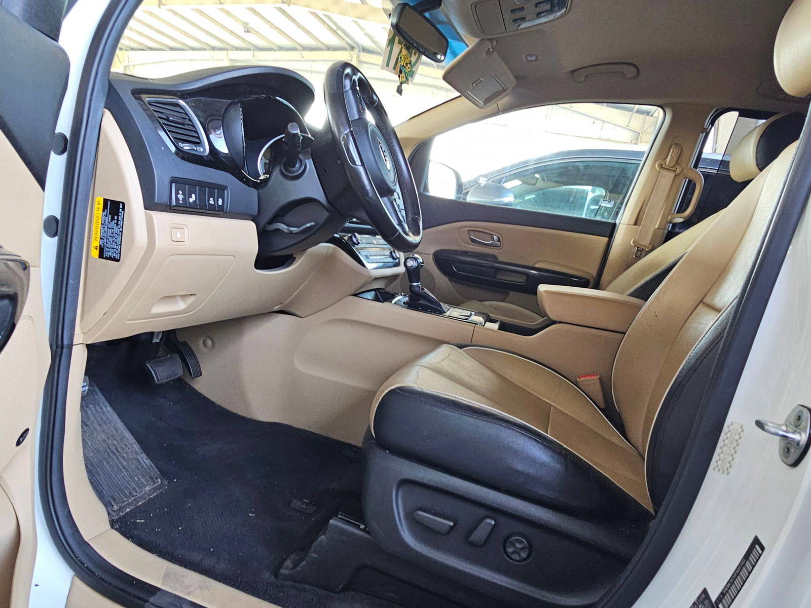 KIA SEDONA 2015 - Marhaba Auction Used Cars - Image 7