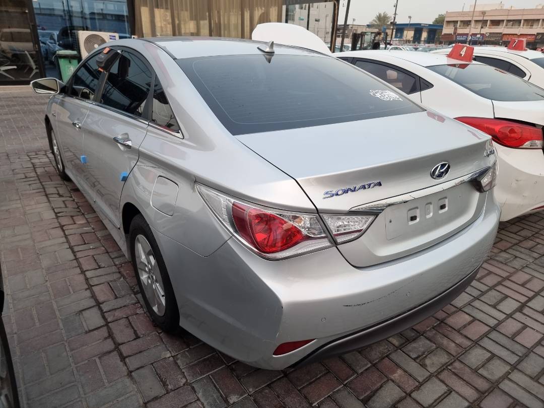 HYUNDAI SONATA 2013 - Marhaba Auction Used Cars - Image 5