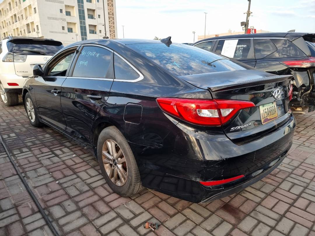 2015 HYUNDAI SONATA — 148297 Miles — Lot 125487 — Ind. 12 - Marhaba Auctions Used Cars - Image 5